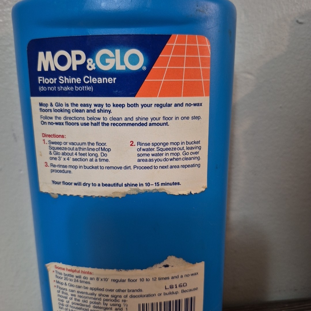 Vintage MOP & GLO Floor Shine Cleaner Movie Prop 1 Pt Bottle Approx. 80% Full