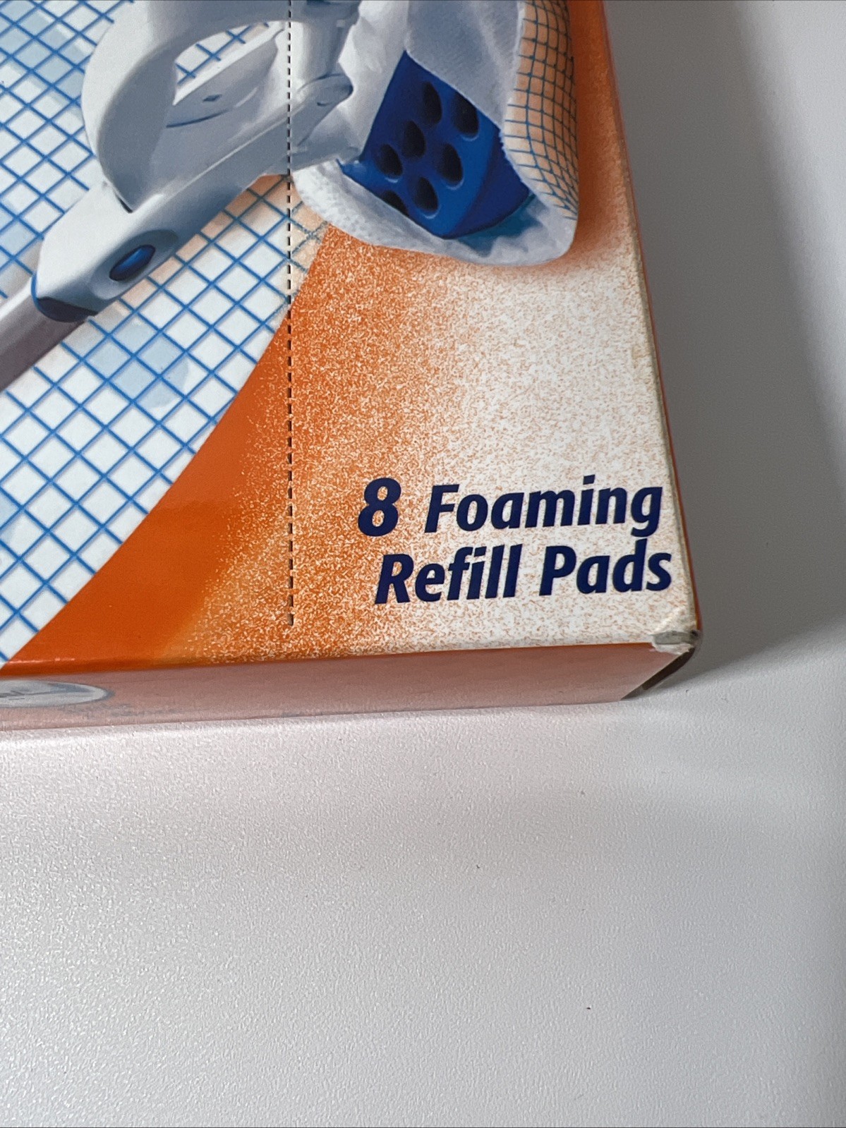 Mr Clean Magic Reach Scrubbing Tub & Shower Refills 8 Foaming Pads NEW SEALED