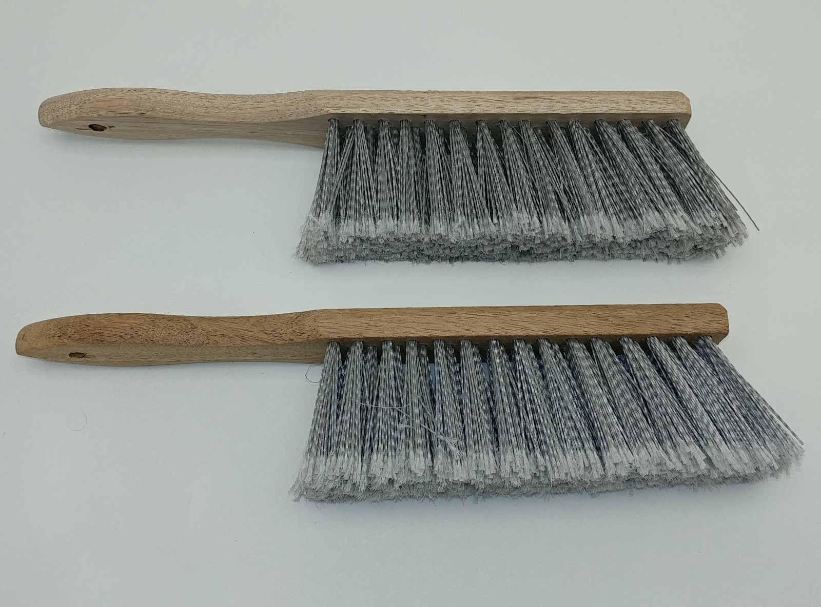 2x 7″ Bench Hand Brushes Shop Workshop Dust Car Home 14″ Overall Wood Handle