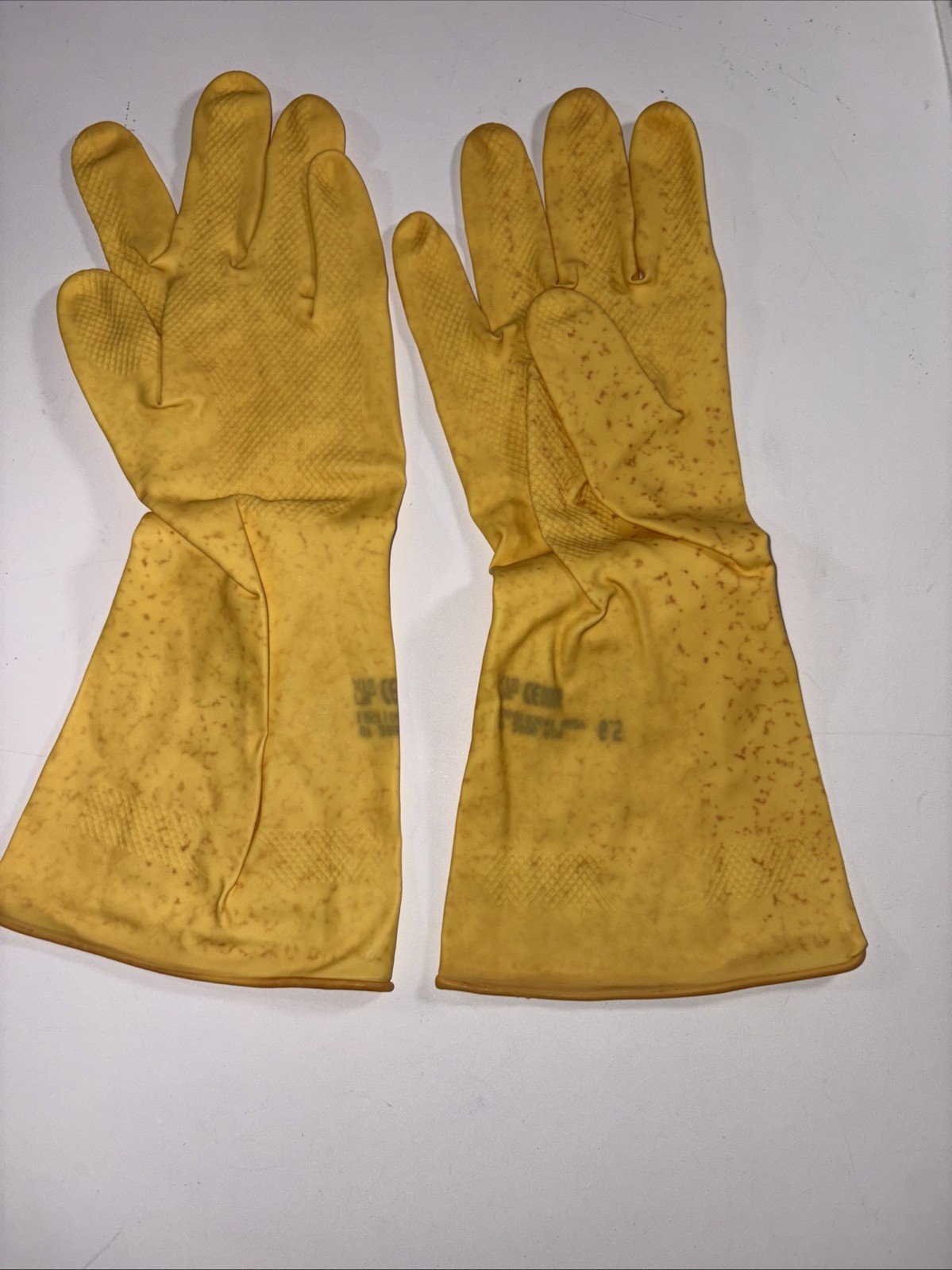 Marigold Industrial Yellow Rubber Gloves W62Y Size: Small 12 Pairs NEW!