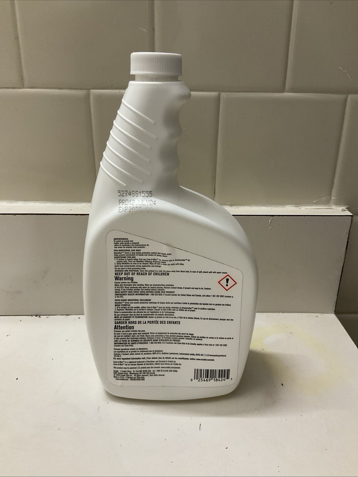 Ecolab Steel Cleaner, Commercial-Strength Medallion Stainless Steel 32oz Lot 38
