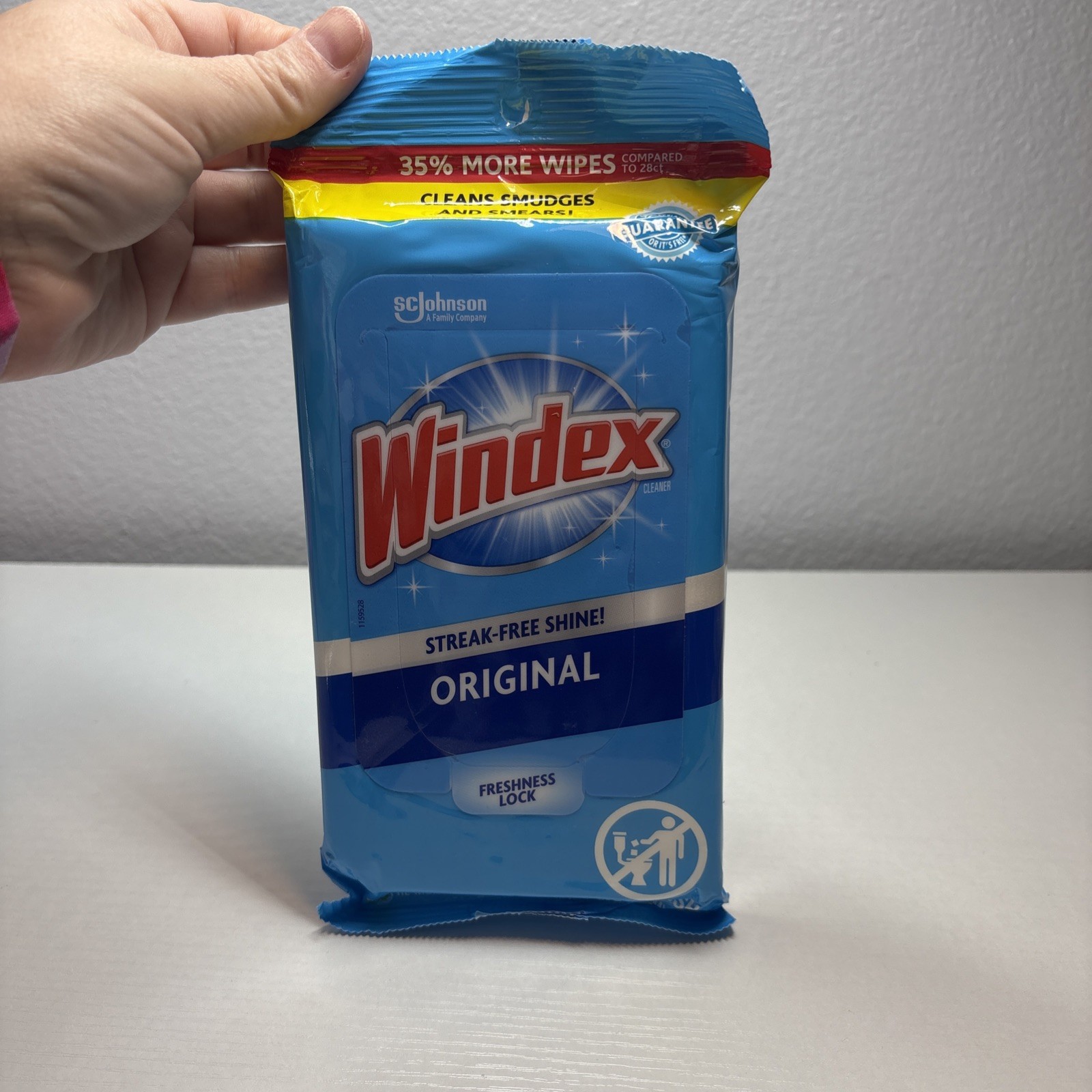 Windex Wipes Glass Cleaning Ammonia Free Pre-Moistened Glass and Surface Wipe…