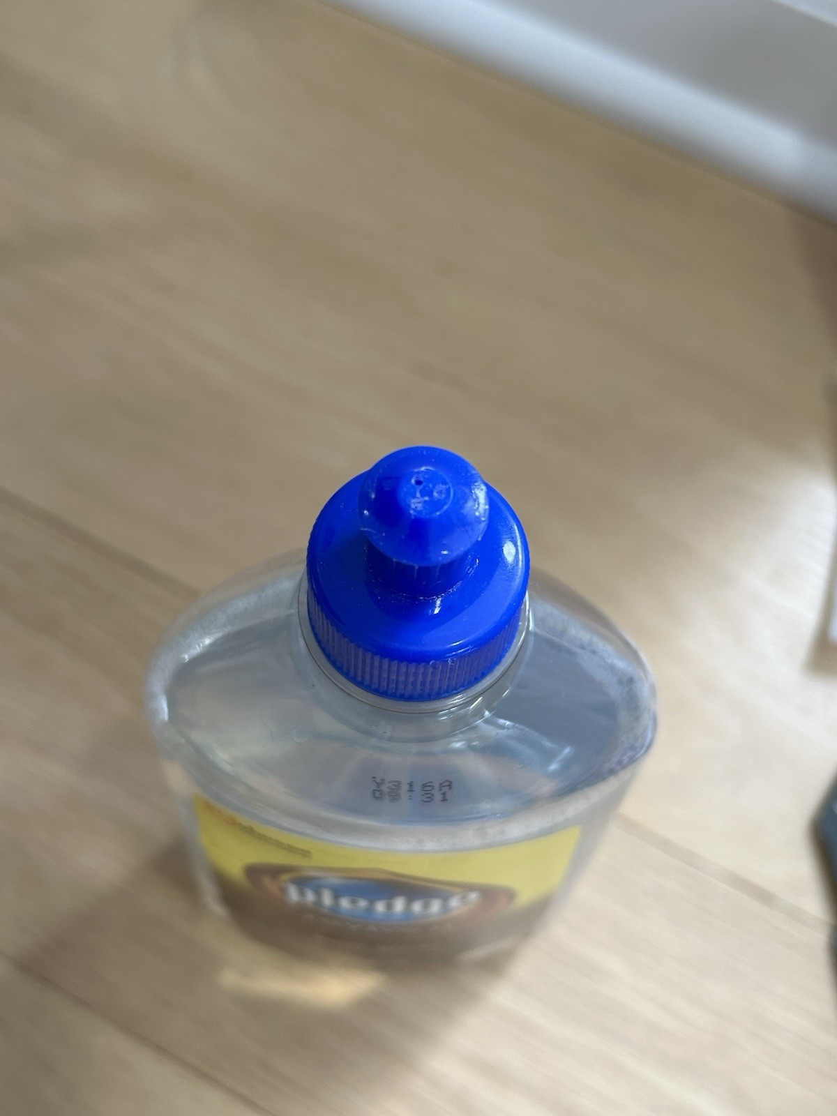 USED Pledge Revive It Floor Gloss – Original