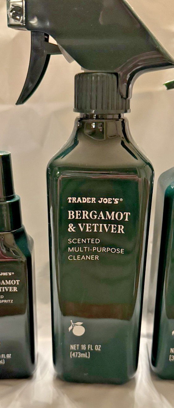 Trader Joe’s BERGAMOT & VETIVER SCENTED MULTI-PURPOSE CLEANER Spray Holiday New
