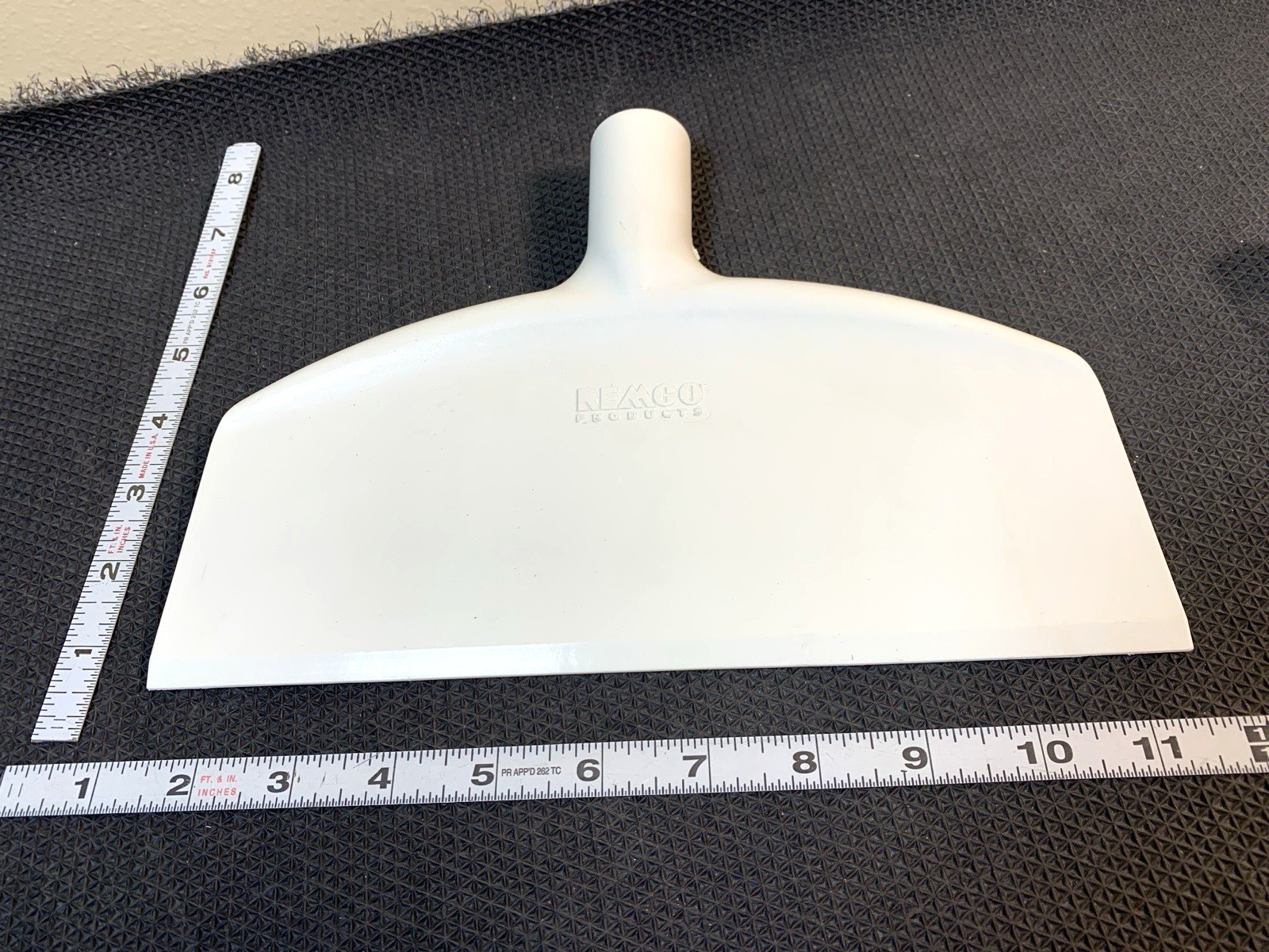 Vikan Remco Nylon Floor Scraper – White – 29115