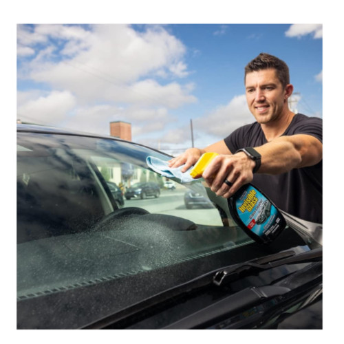 Stoner Car Care Invisible Glass Premium Glass Cleaner and Window Spray 22Oz