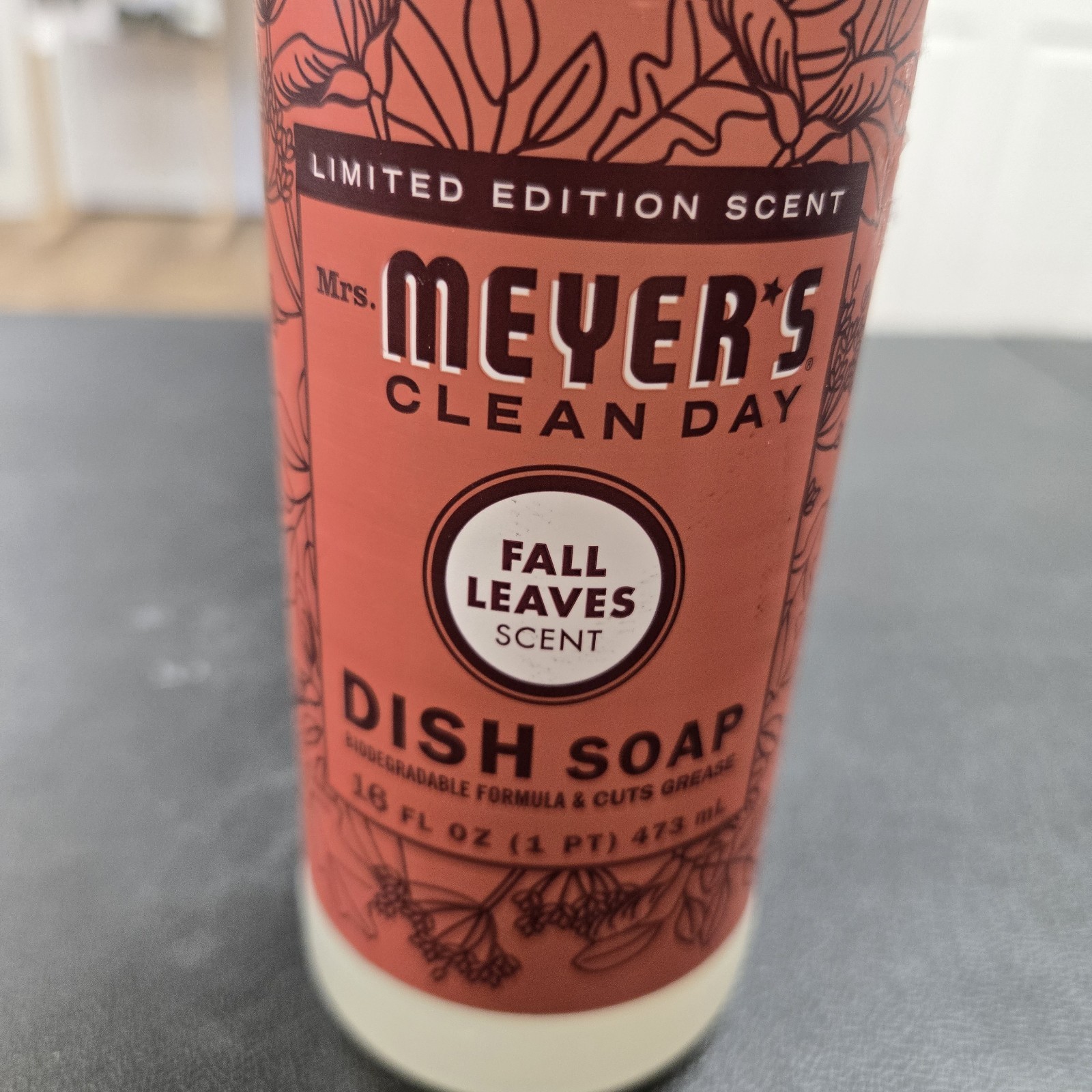 Mrs Meyers Clean Day Dish Soap Limited Edition Scent Fall Leaves 16 fl oz