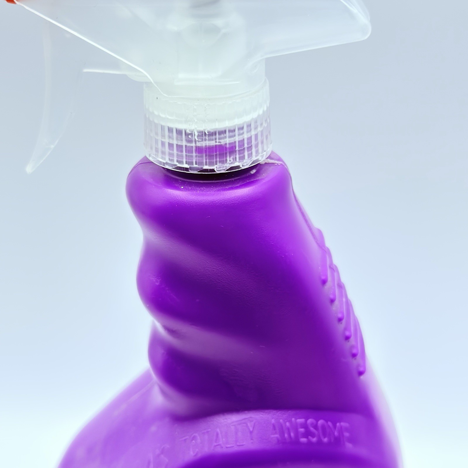 Bang Awesome LA’s Totally Bathroom Shower Spray Bath Tub Kitchen Cleaner 32 Oz