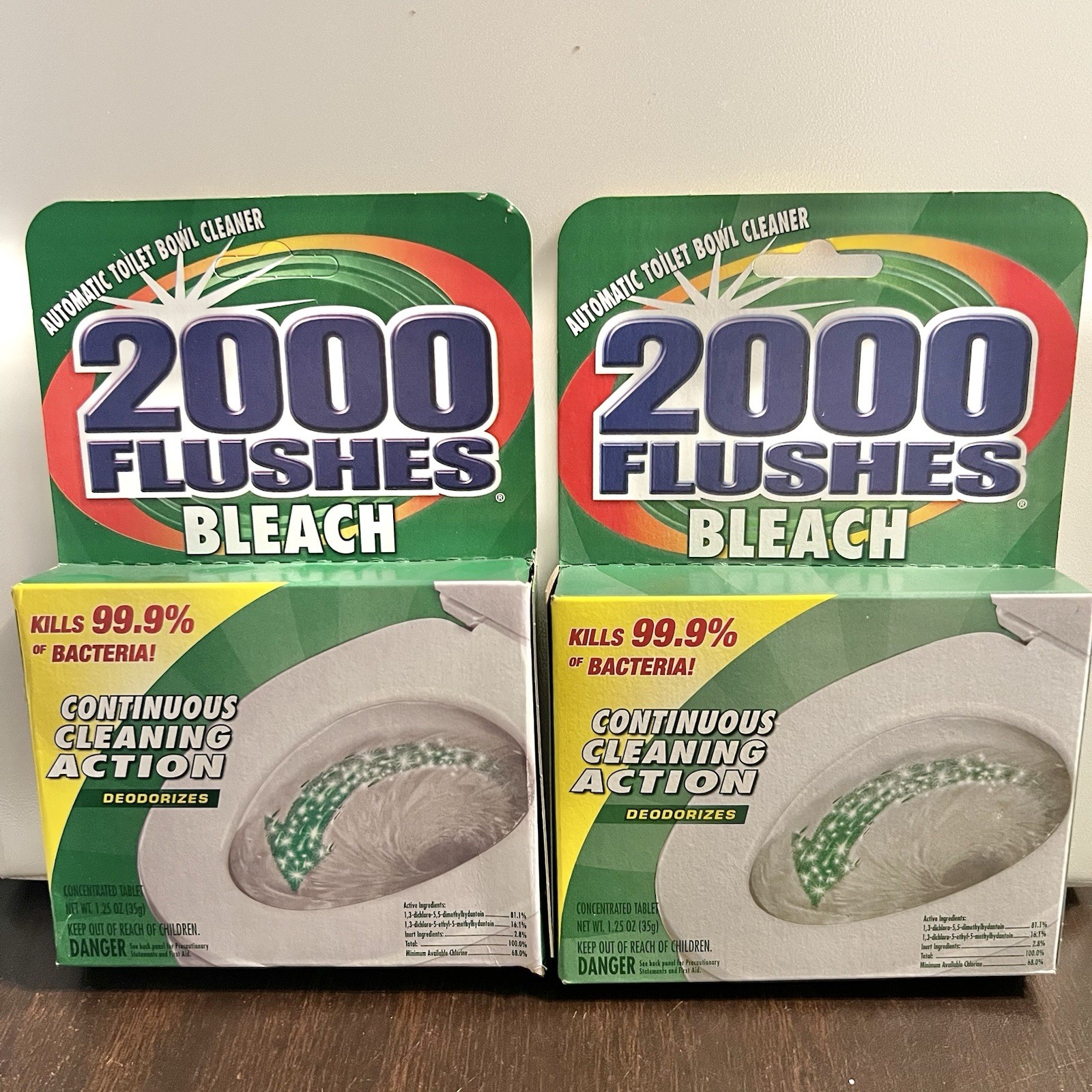 2 Tablets 2000 Flushes Automatic Toilet Bowl Cleaner Bleach Deodorizes