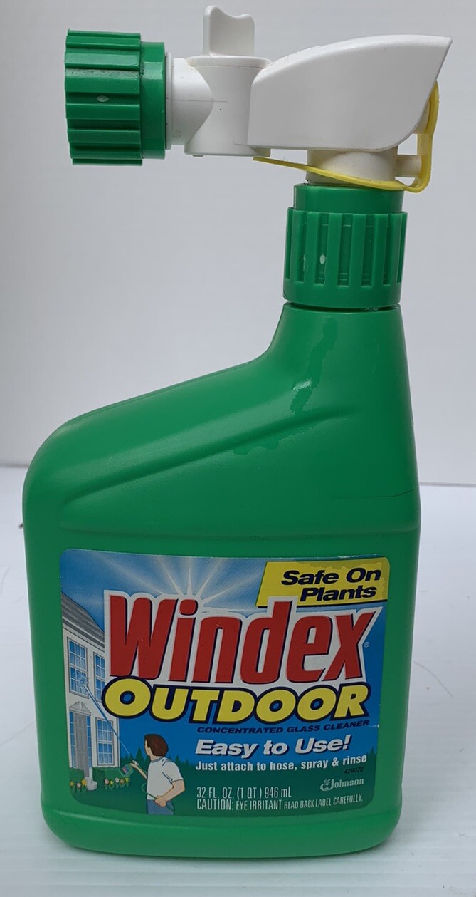 Windex OutdoorConcentrated Glass Cleaner – 32oz New Container Bought Never Used