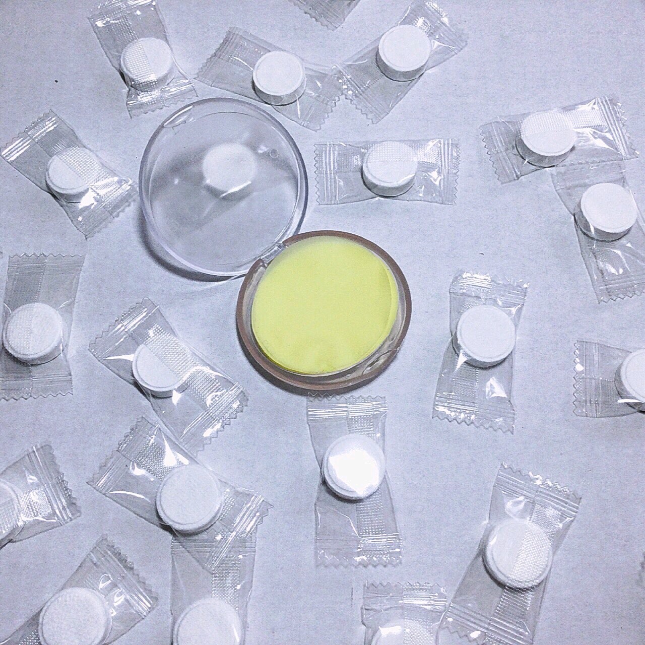 25Pc Compressed Towel | 50Pc Lemon Paper Soap | FAST Shipping | 75Pc Total