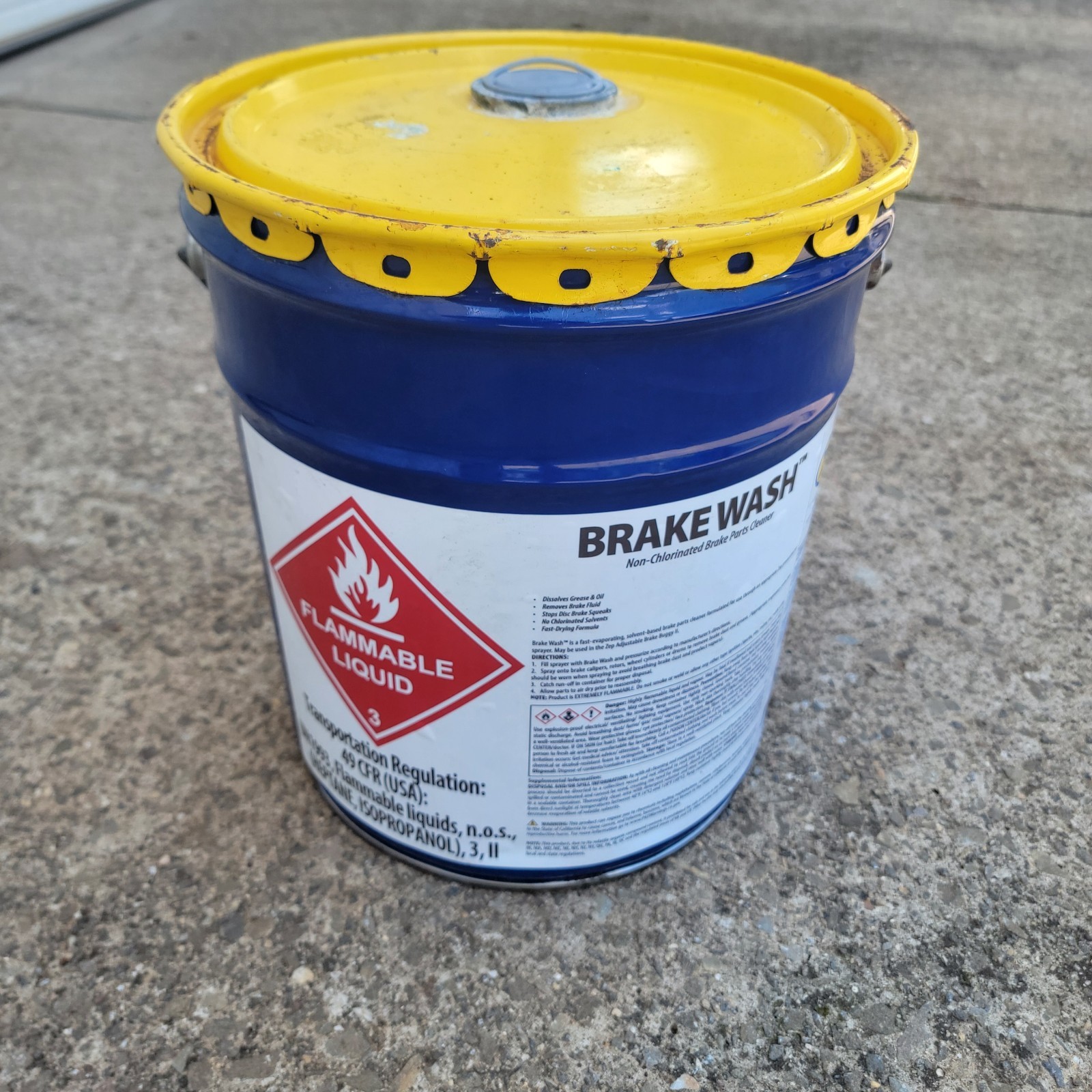 Zep Brake Wash Liquid Non-Clorinated Parts Cleaner – 5 Gallon (1 Pail) 50535 –