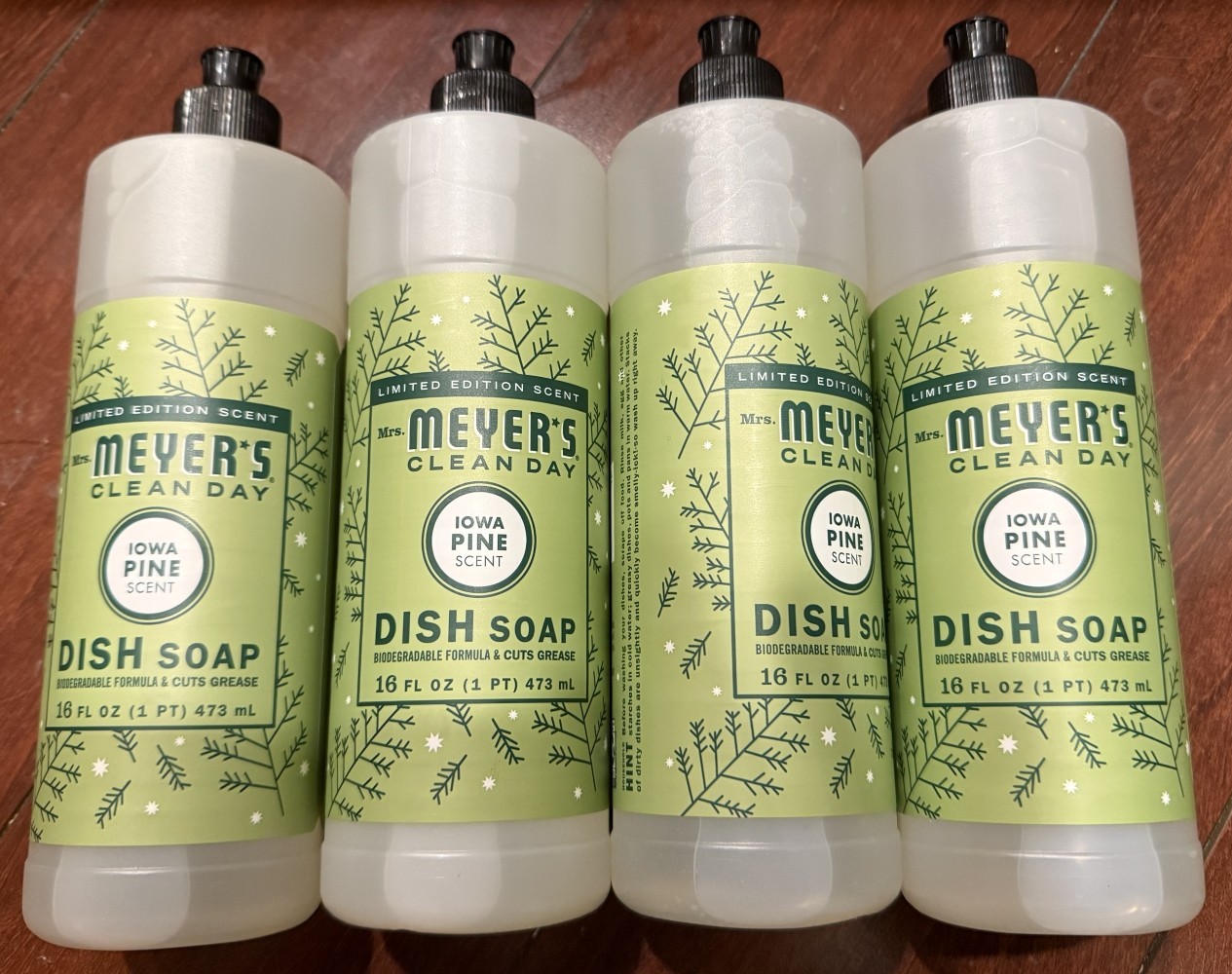Lot of 4 – Mrs Meyer’s Iowa Pine Scent Dish Soap. Limited Edition Seasonal Scent