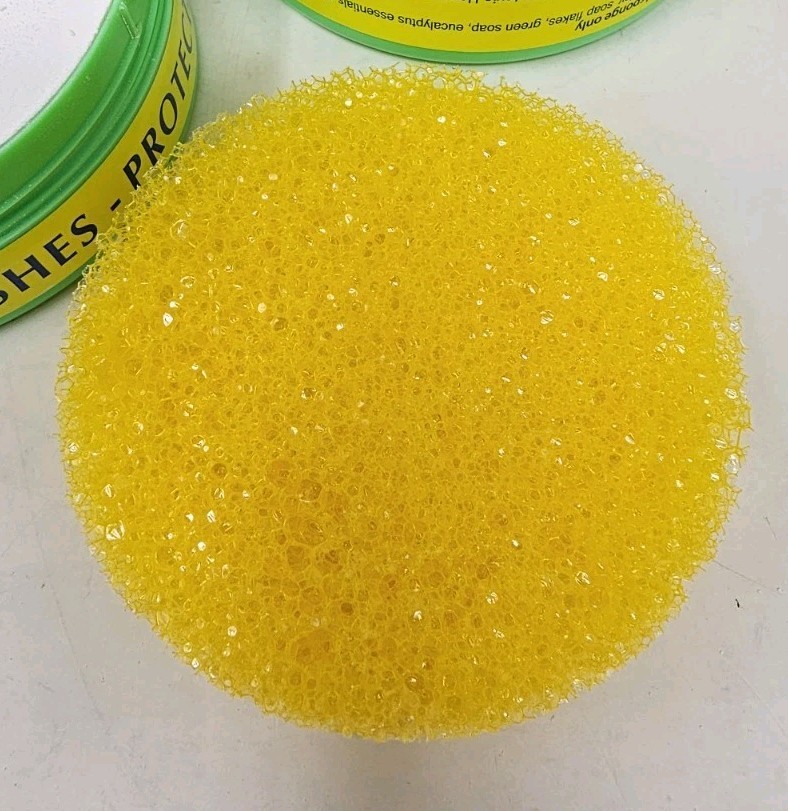 2 x’s Earth Brite Natural All Purpose Cleaner Eucalyptus 10.5 oz w/ Sponge NEW