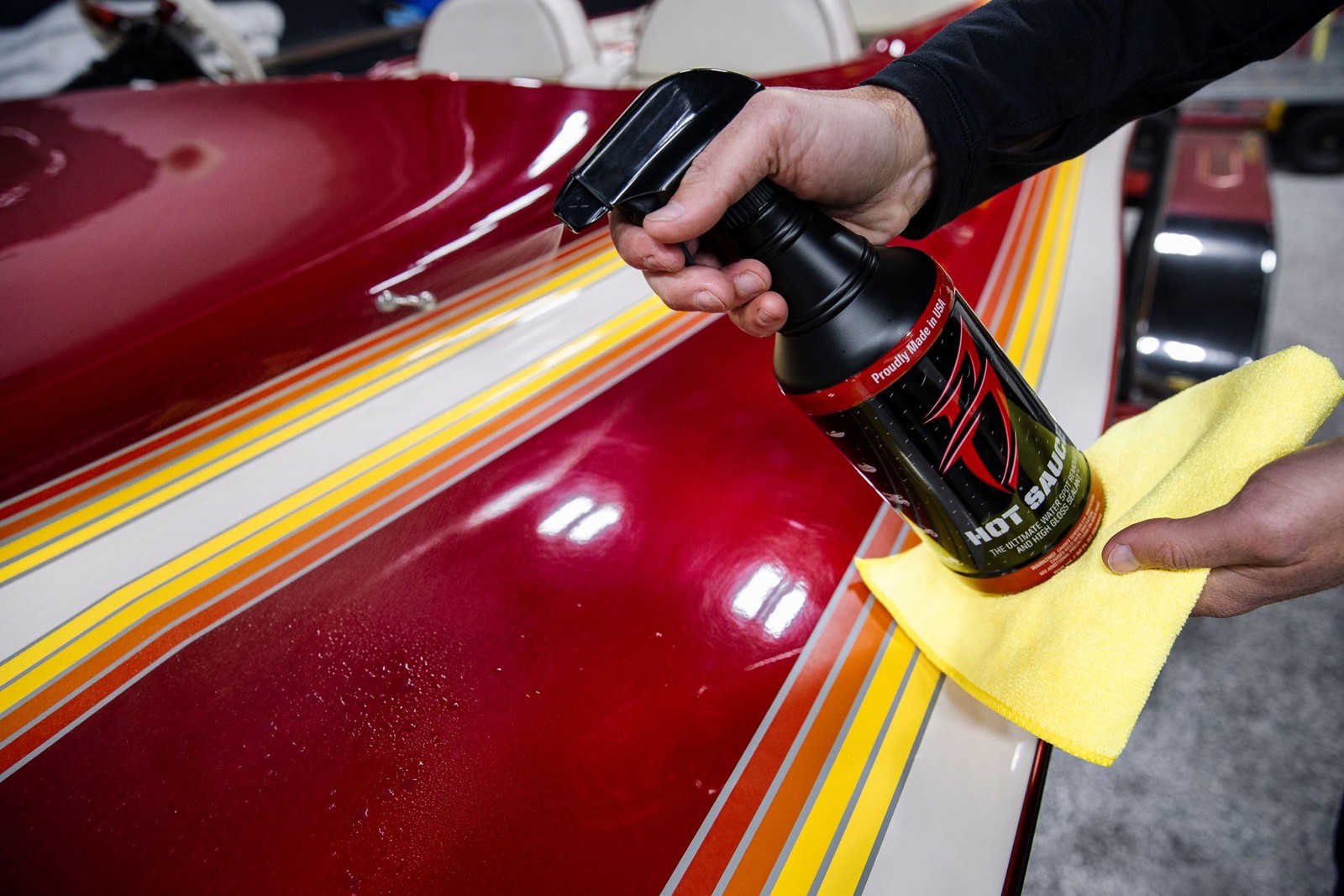 Boat Bling Hot Sauce Premium Hard Water Spot Remover w/High-Gloss Wax Sealants,