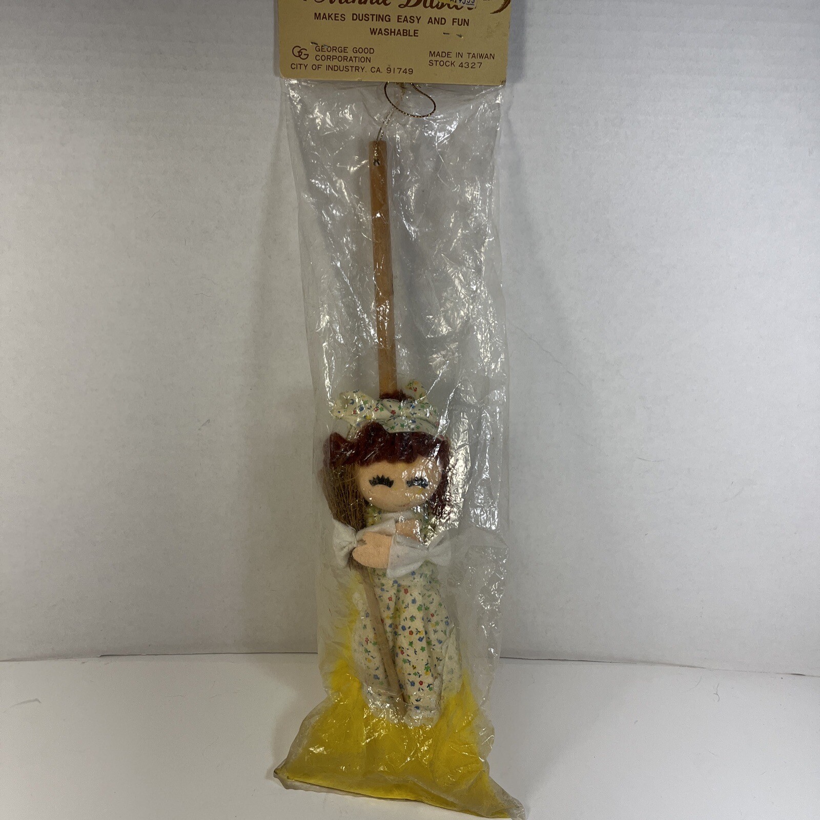 George Good Minnie Duster Cleaning Dusting Tool Vtg