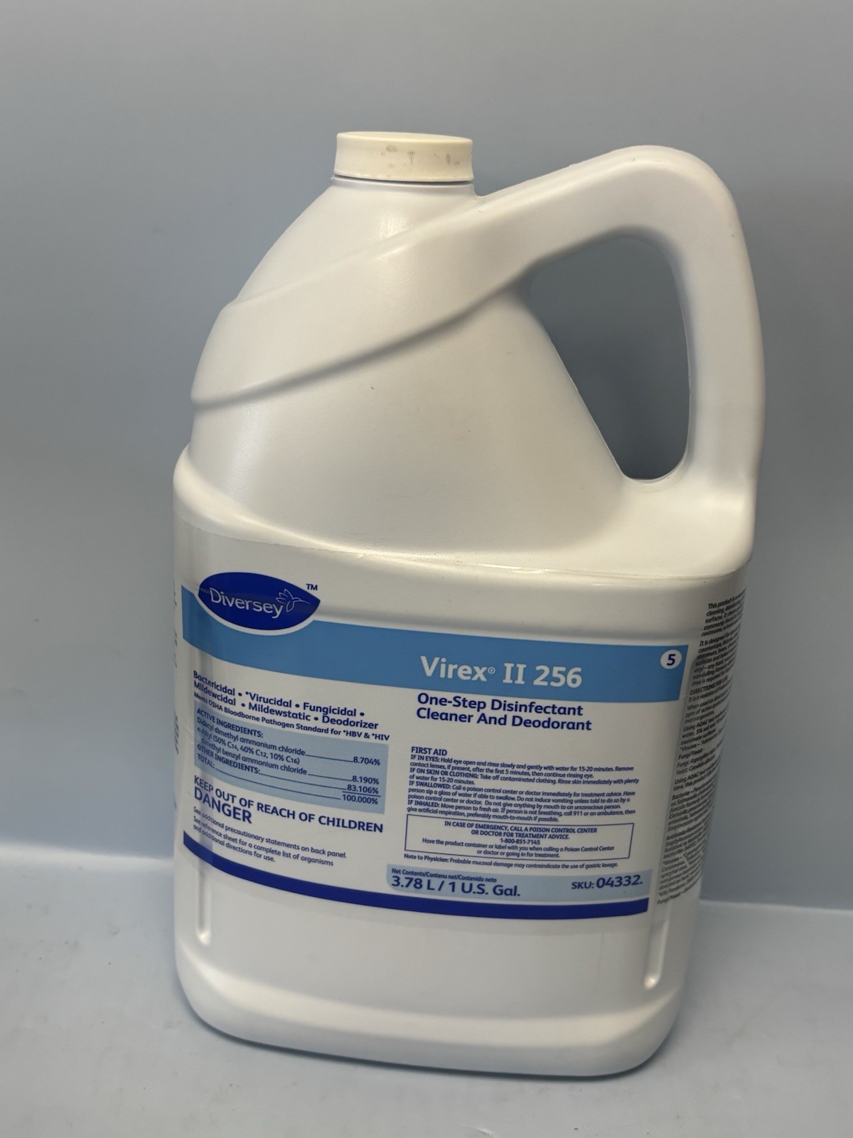 Diversey VIREX II 256 One Step Cleaner & Deodorant Liquid 1 Gallon
