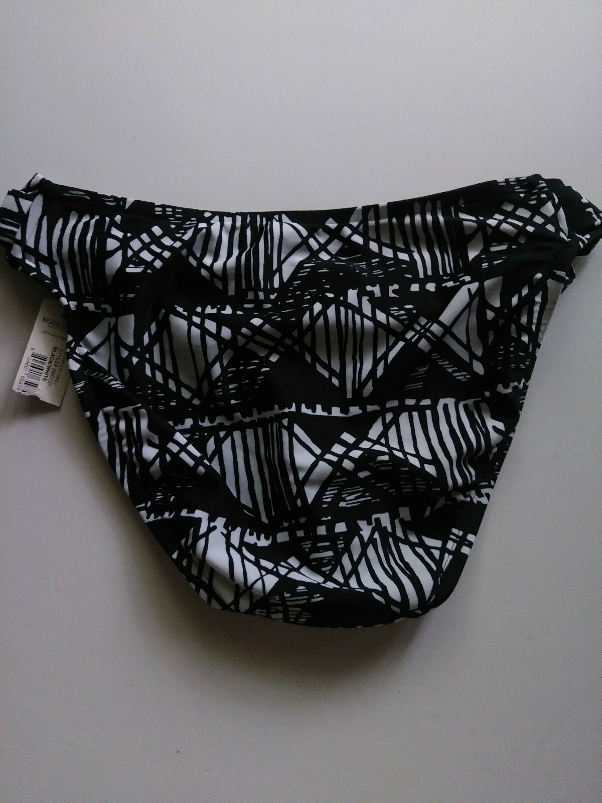 BISOU BISOU BOTTOMS GLAMOUR GIRL BLACK/WHITE. SWIM BOTTOM SZ SMALL NWT.