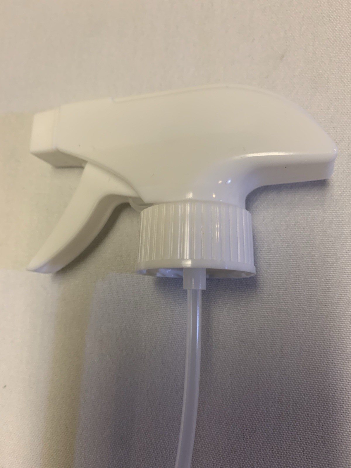 500 pc white plastic 28-400 nozzle trigger sprayer with 9.875″ dip tube