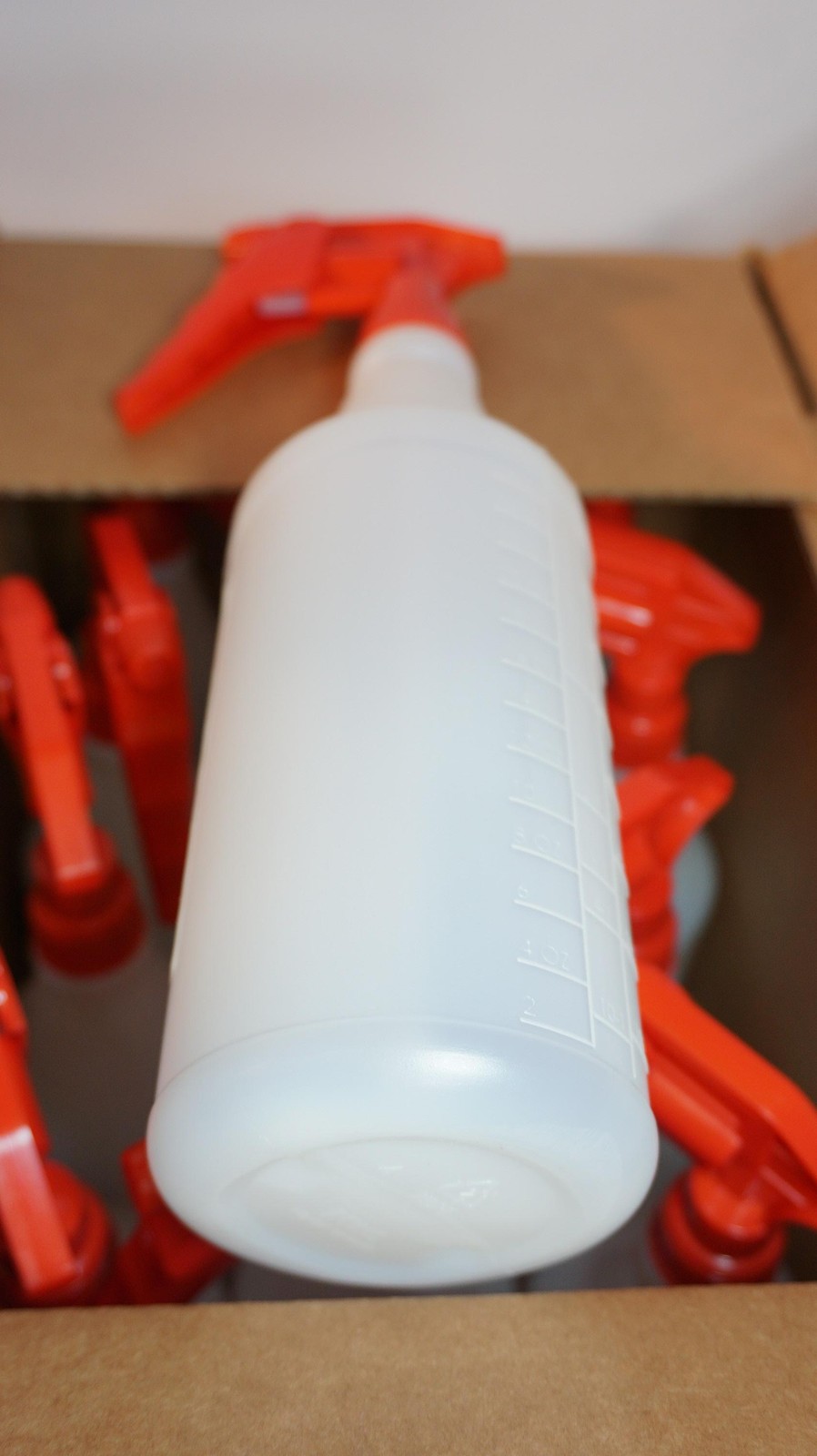 -=12 PACK=-NAPA PRO 32 oz SPRAY BOTTLE |STREAM/MIST ADJUSTABLE NOZZLE |DURABLE