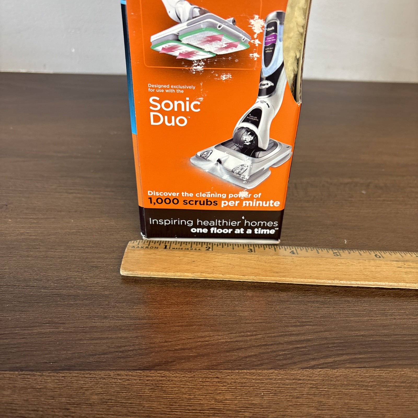 Shark Hard Floor Polish High Gloss New in Box Floor Polish w/ Polishing Pad