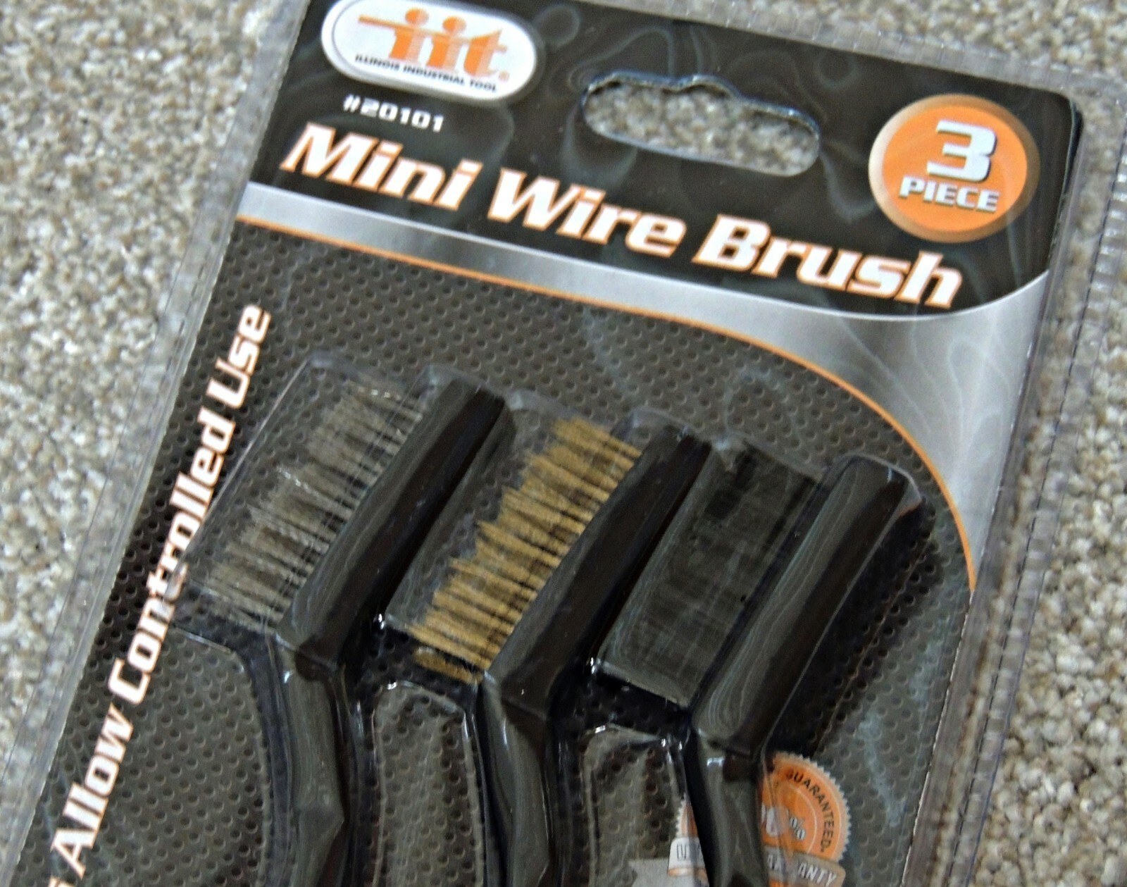 IIT 7″ Wire Cleaning Brushes Set 3 pc; Brass, Nylon, & Stainless Steel Brushes