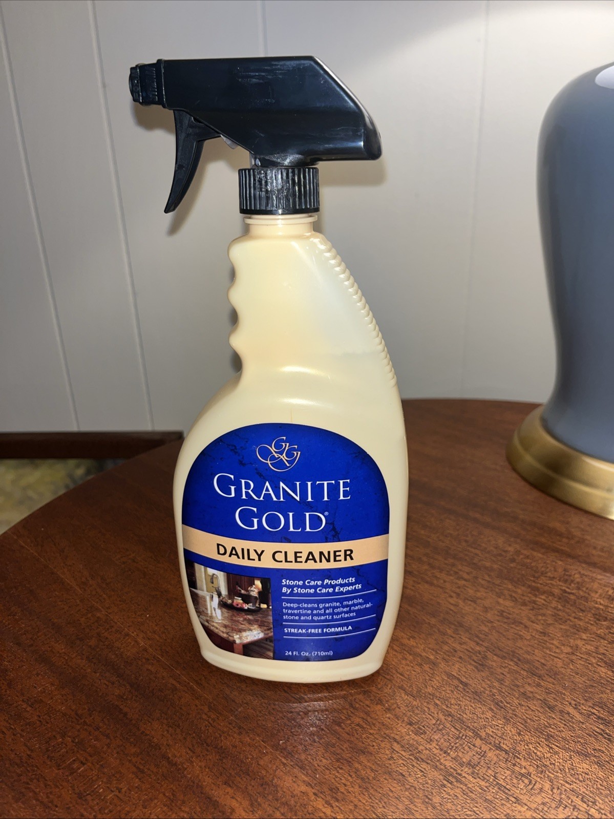 Daily Cleaner for Granite Marble Quartz Spray Bottle 24 fl oz