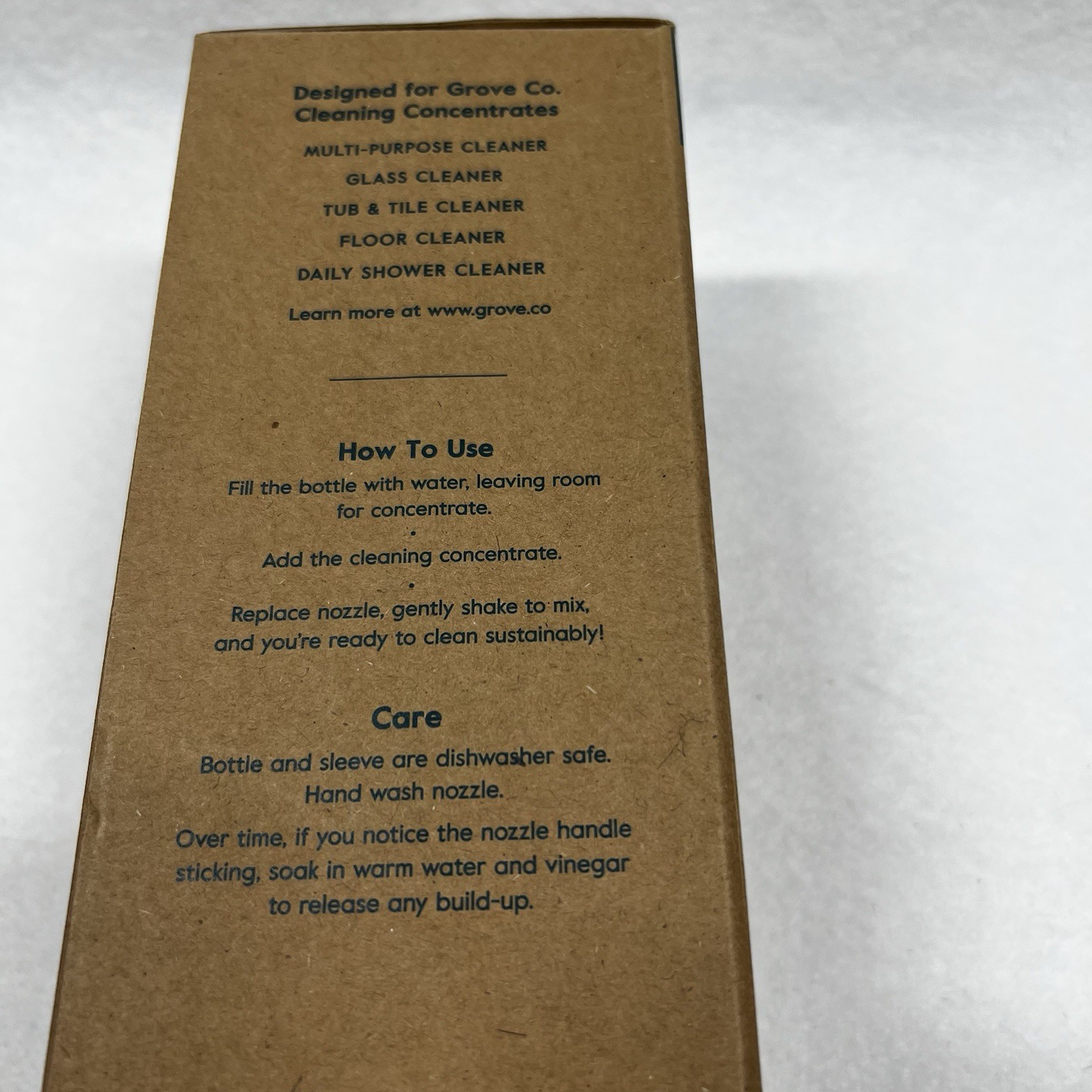 NEW Grove Co Reusable Glass Spray 16oz Bottle w/ Fresh Green Silicone Sleeve Box