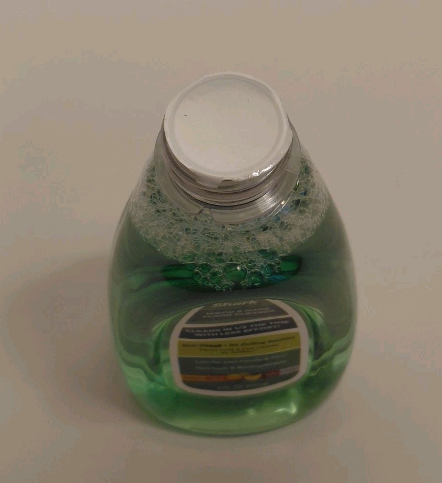 Shark Wood Tile Hard Floor Cleaner Italian Citrus Non-Streak 8 oz Discontinued