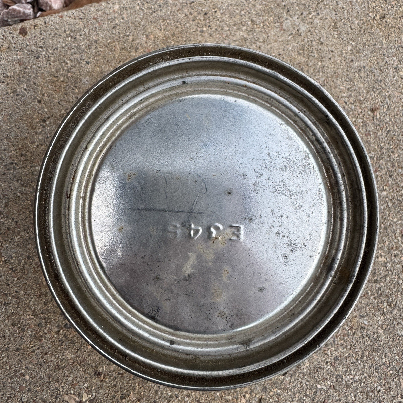Johnson’s Paste Wax 1 Lb .2 oz in vintage can