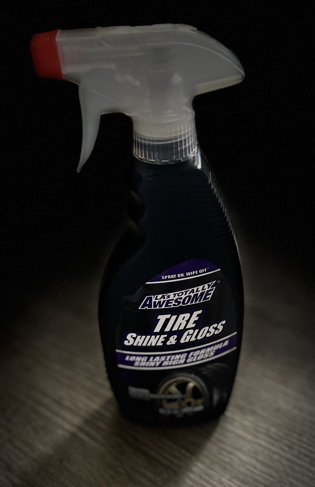 Tire Shine & Gloss LA’s TOTALLY AWESOME Spray on, Wipe off  -for cars