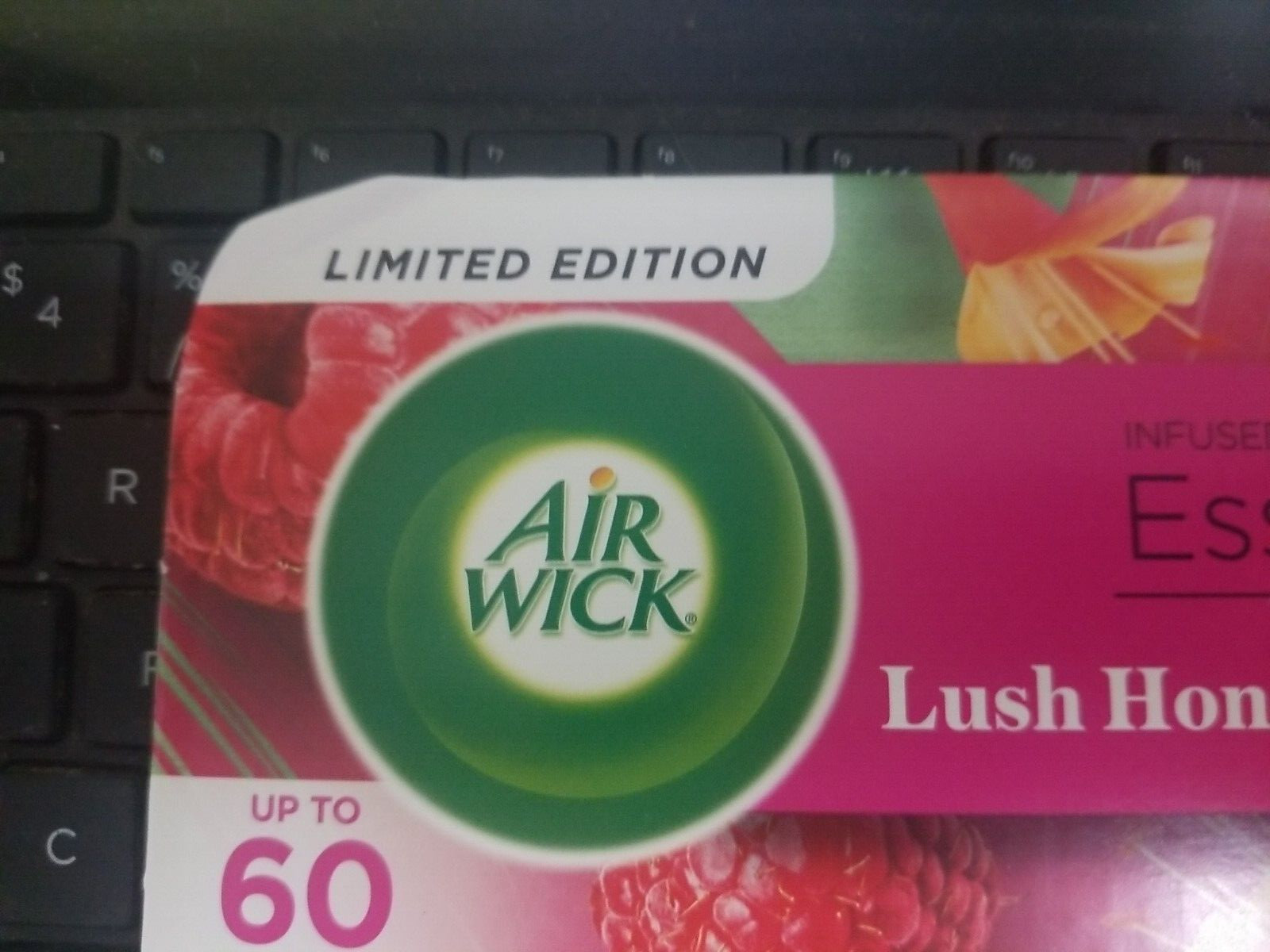 AIRWICK HONEYSUCKLE SCENTED PLUG-IN, UP TO 60 DAYS(7-0.67 oz REFILLS & 2 WARMER)