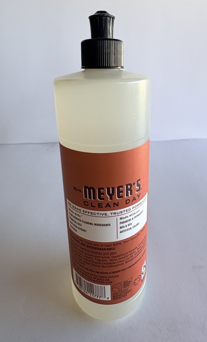 Mrs Meyers Clean Day Dish Soap Limited Edition Scent Fall Leaves 16 fl oz
