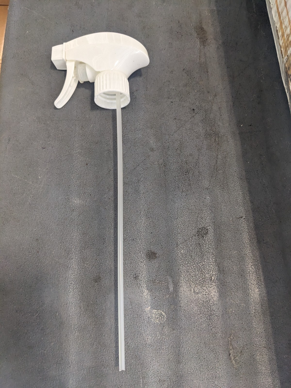 Trigger Sprayer Plastic APG-115-04-28410 White 300/CS