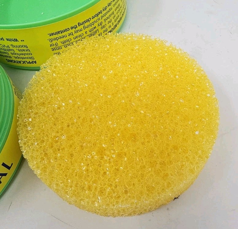 2 x’s Earth Brite Natural All Purpose Cleaner Eucalyptus 10.5 oz w/ Sponge NEW