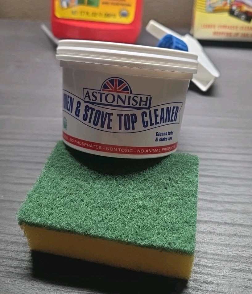 Astonish Classic Cleaner Kit. Oven & Stove. Glass & Tile. Stain Remover. Sponge