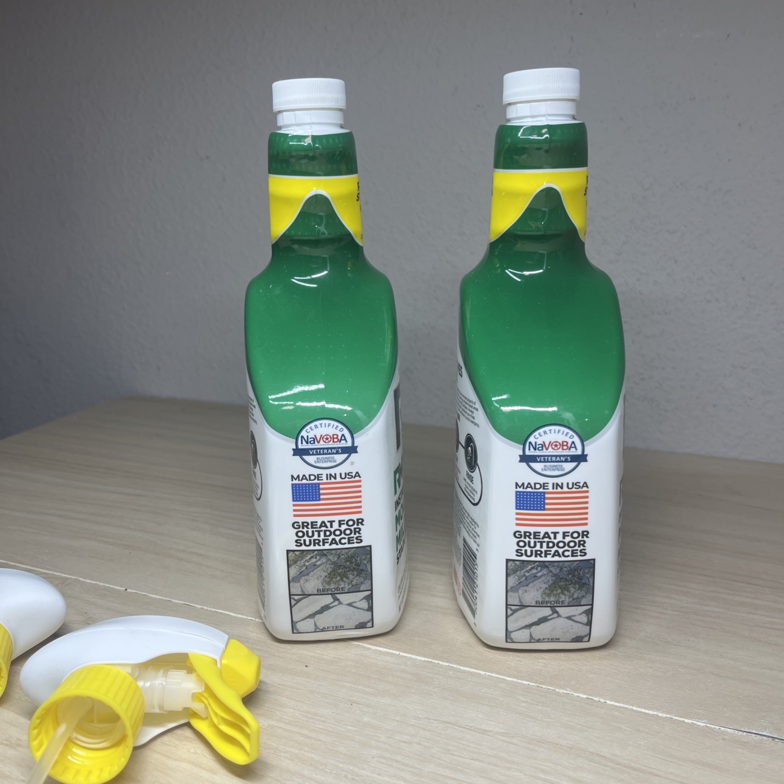 Lot Of 2 RMR-86 Solutions Instant Mold & Mildew Stain Remover Multi Surface 32oz
