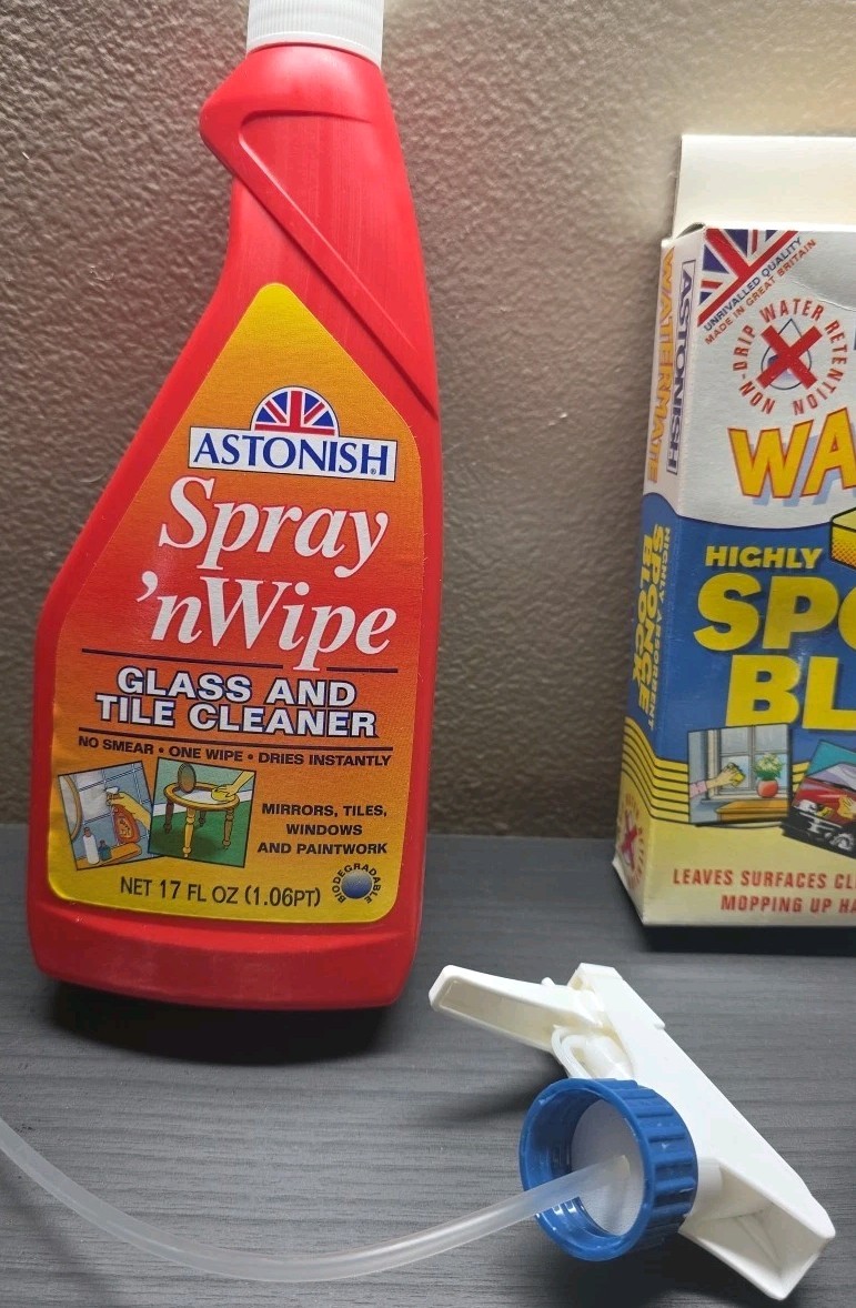 Astonish Classic Cleaner Kit. Oven & Stove. Glass & Tile. Stain Remover. Sponge