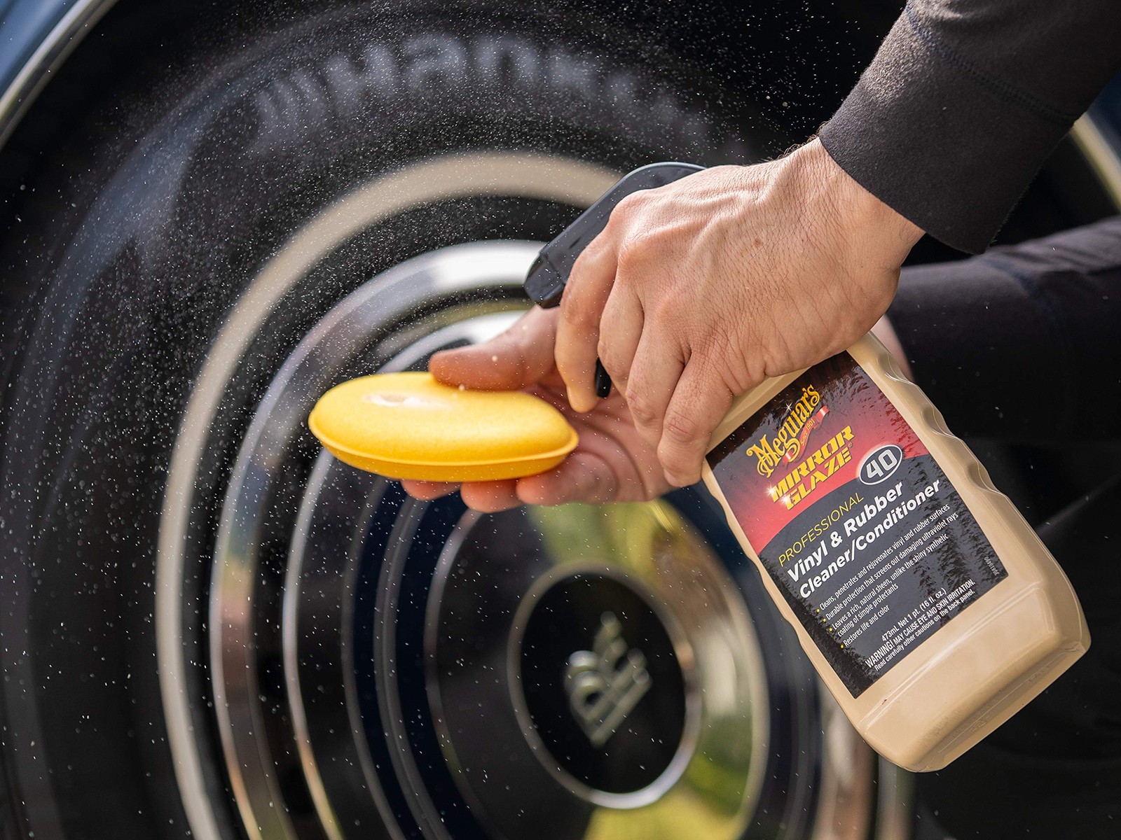 Meguiars M40 Vinyl And Rubber Cleaner Conditioner 16 Oz With Uv Protection