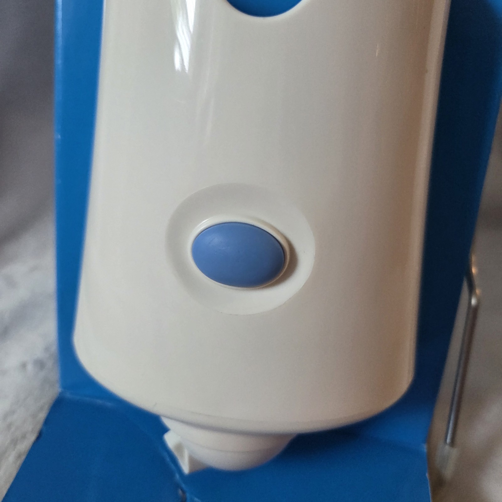 Scrubbing Bubbles Automatic Shower Cleaner – (Sprayer Unit And Hook ONLY)