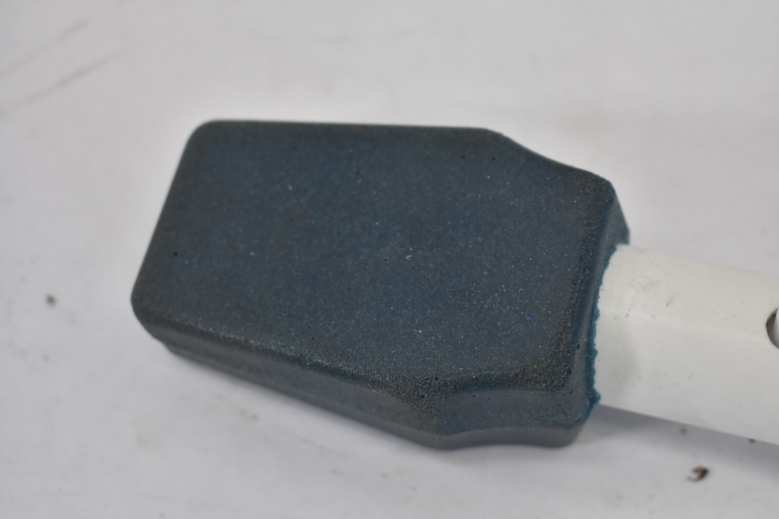 Lamprey Hardware Magic Spa Stick Scrubber For Stains Fiberglass Gelcoat Quarite