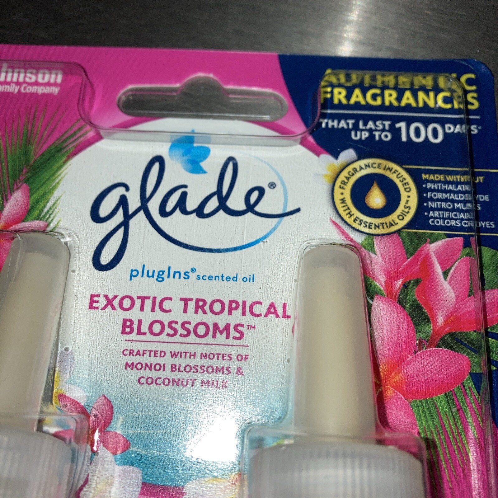 Glade Exotic Tropical Blossoms PlugIns Scented Oil Refills 6 Refills, (4)2 Packs