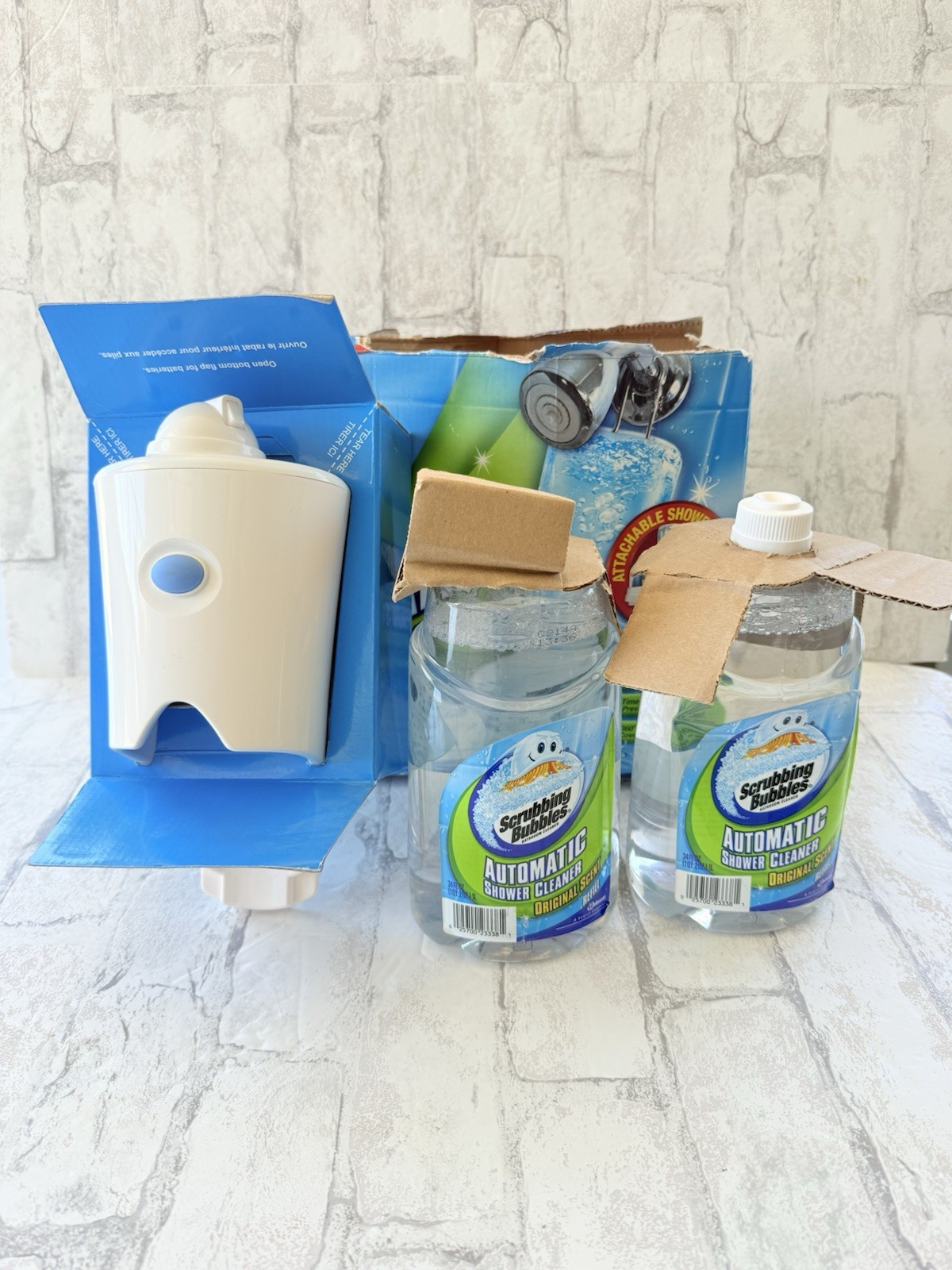 Scrubbing Bubbles Automatic Shower Cleaner Kit Shower Caddy 2 Refills