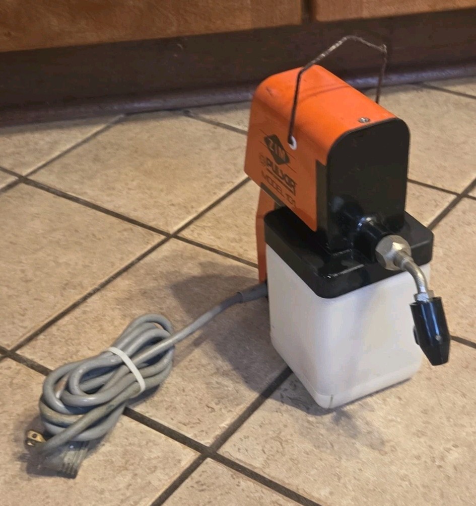 ZIM PULSAR MODEL 101 Electric Textile Spot Cleaning Spray Gun 110V – Estate Find