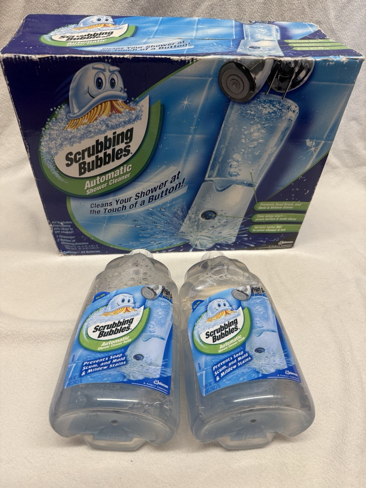 Scrubbing Bubbles AUTOMATIC BATHROOM SHOWER CLEANER Kit w/ 4 Cleaning Solutions