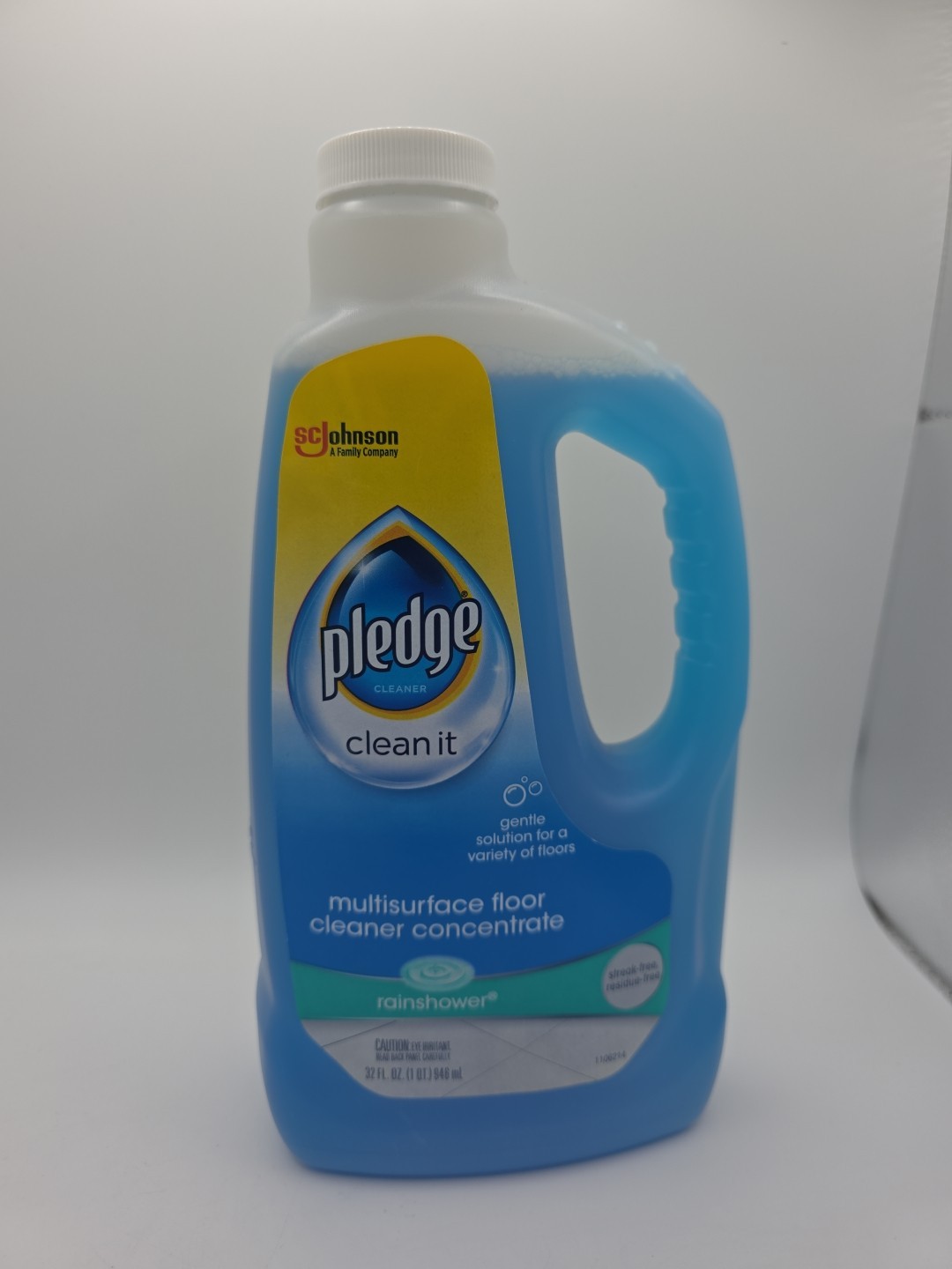 Pledge Floor Care Concentrate Multi-Surface Cleaner with Glade Rainshower 32 OZ