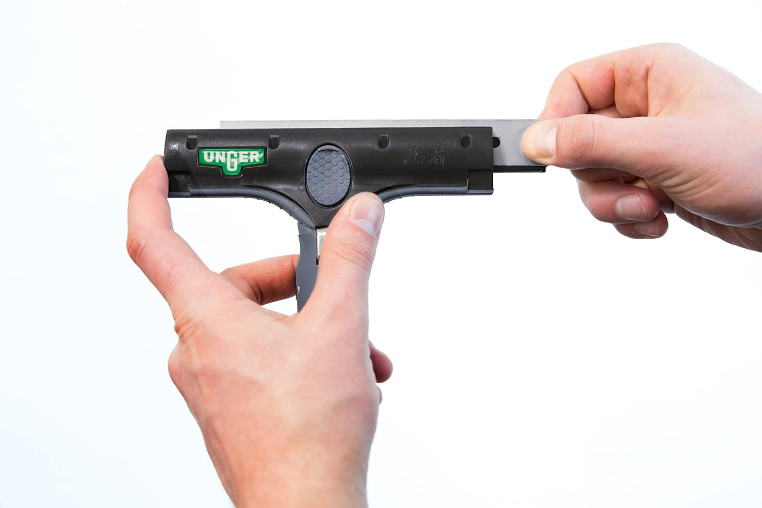 Commercial Ergotec® Ninja 4″ Glass Scraper with Blade and Safety Cap – Adjustabl