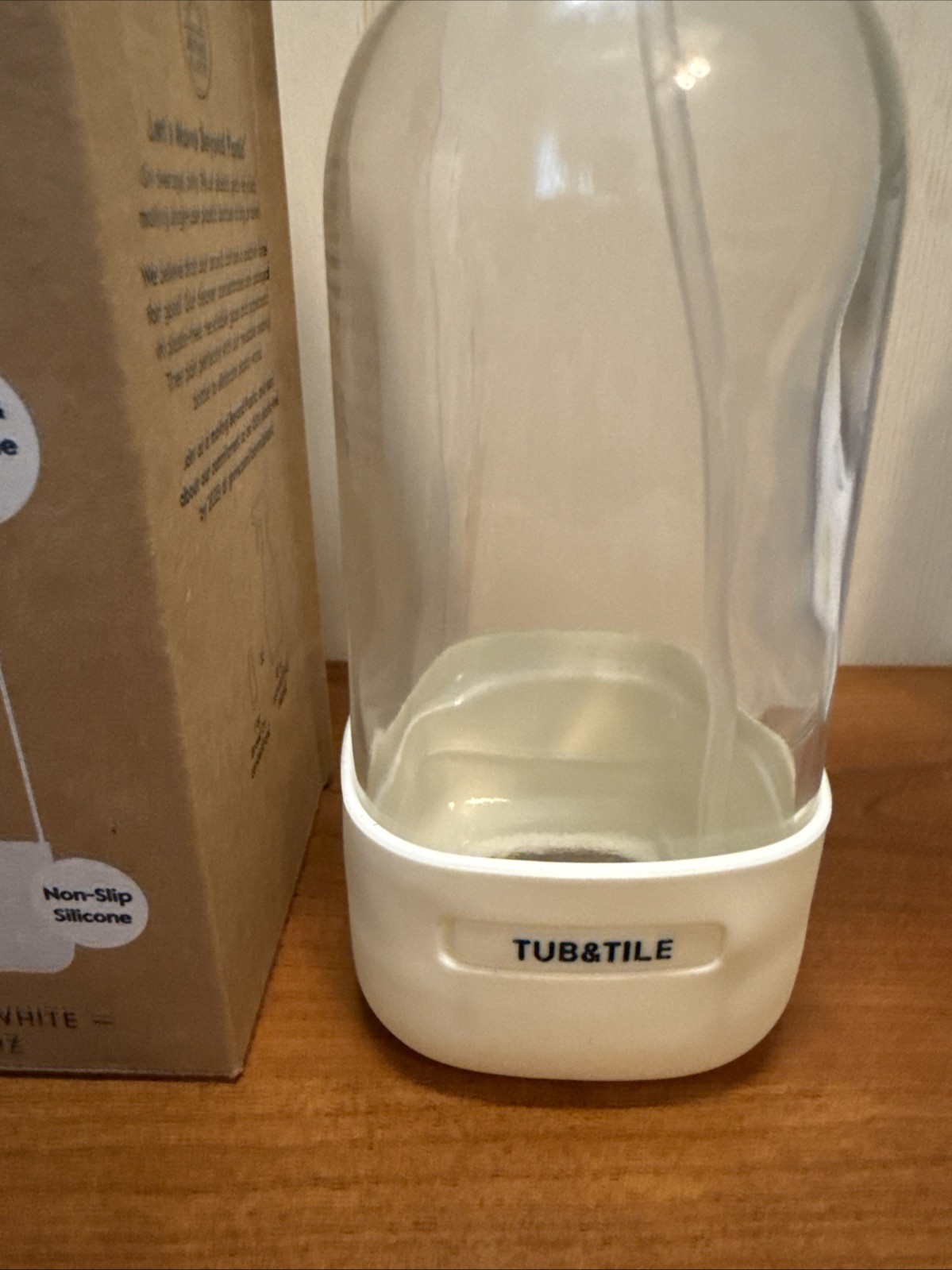 Lot 2 Grove Co Reusable Cleaning Glass Spray Bottles Brilliant White Tub & Tile