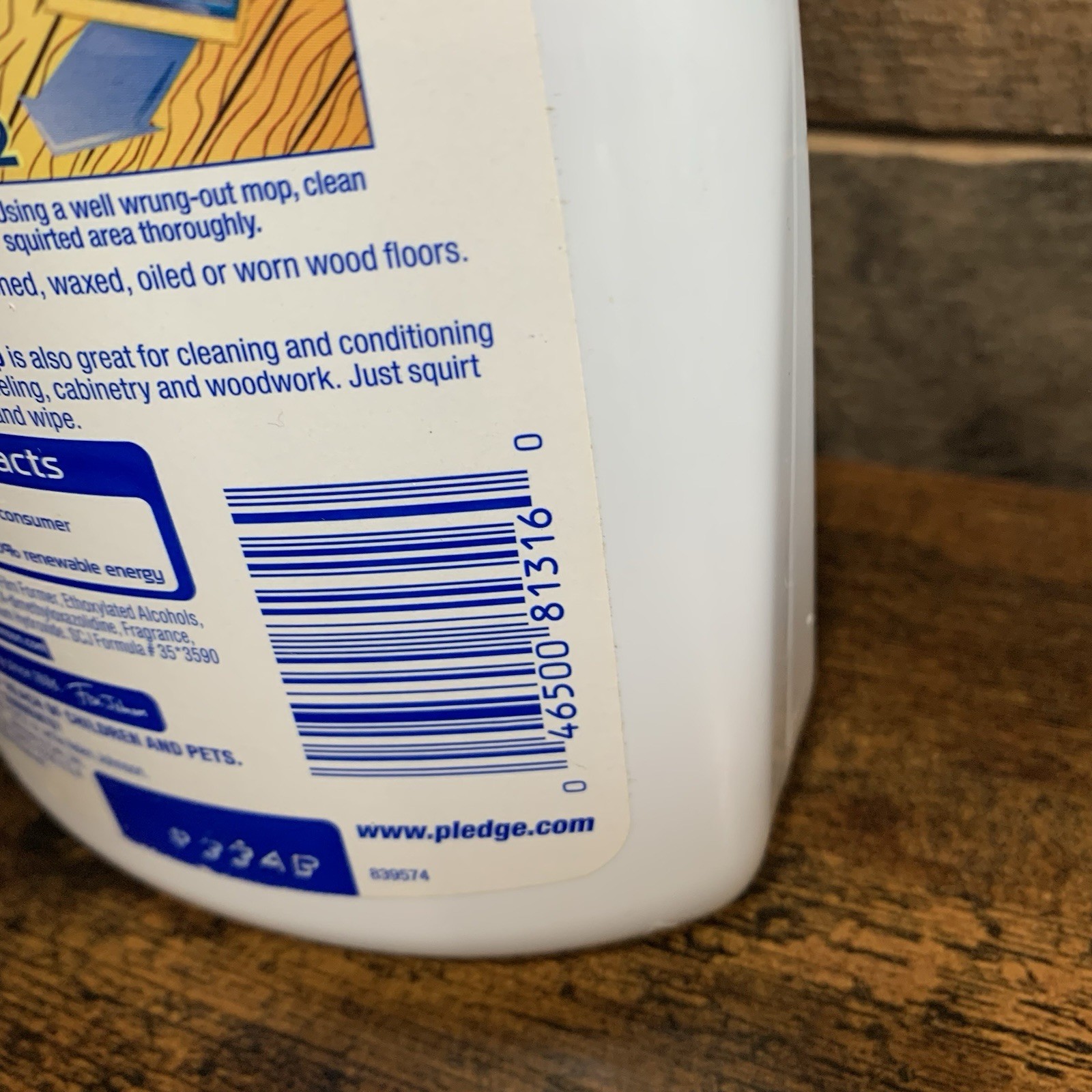Pledge Floor Care Hardwood Cleaner Squirt & Mop Lemon Scent 27 Oz 95% Full