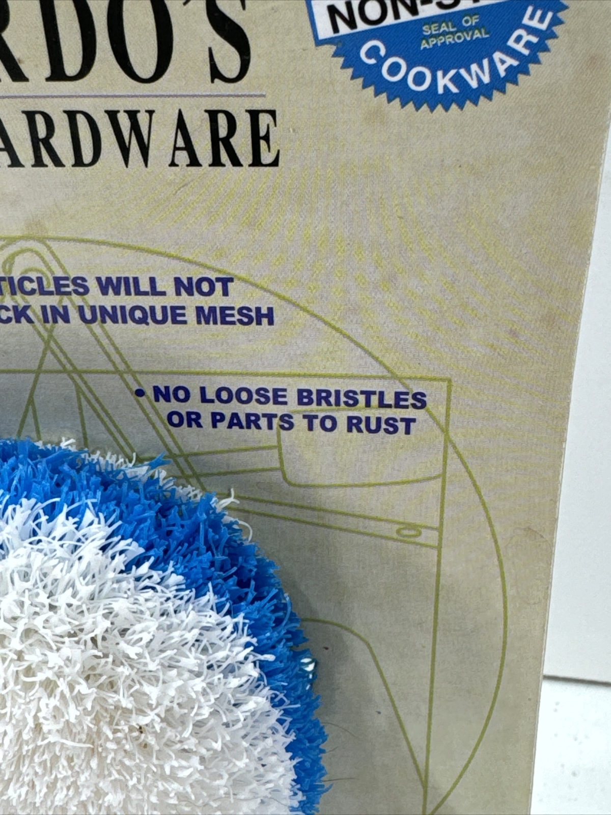 LEONARDO’S KITCHEN HARDWARE Dish Scouring Brush w Handle SAFE FOR NON STICK PANS